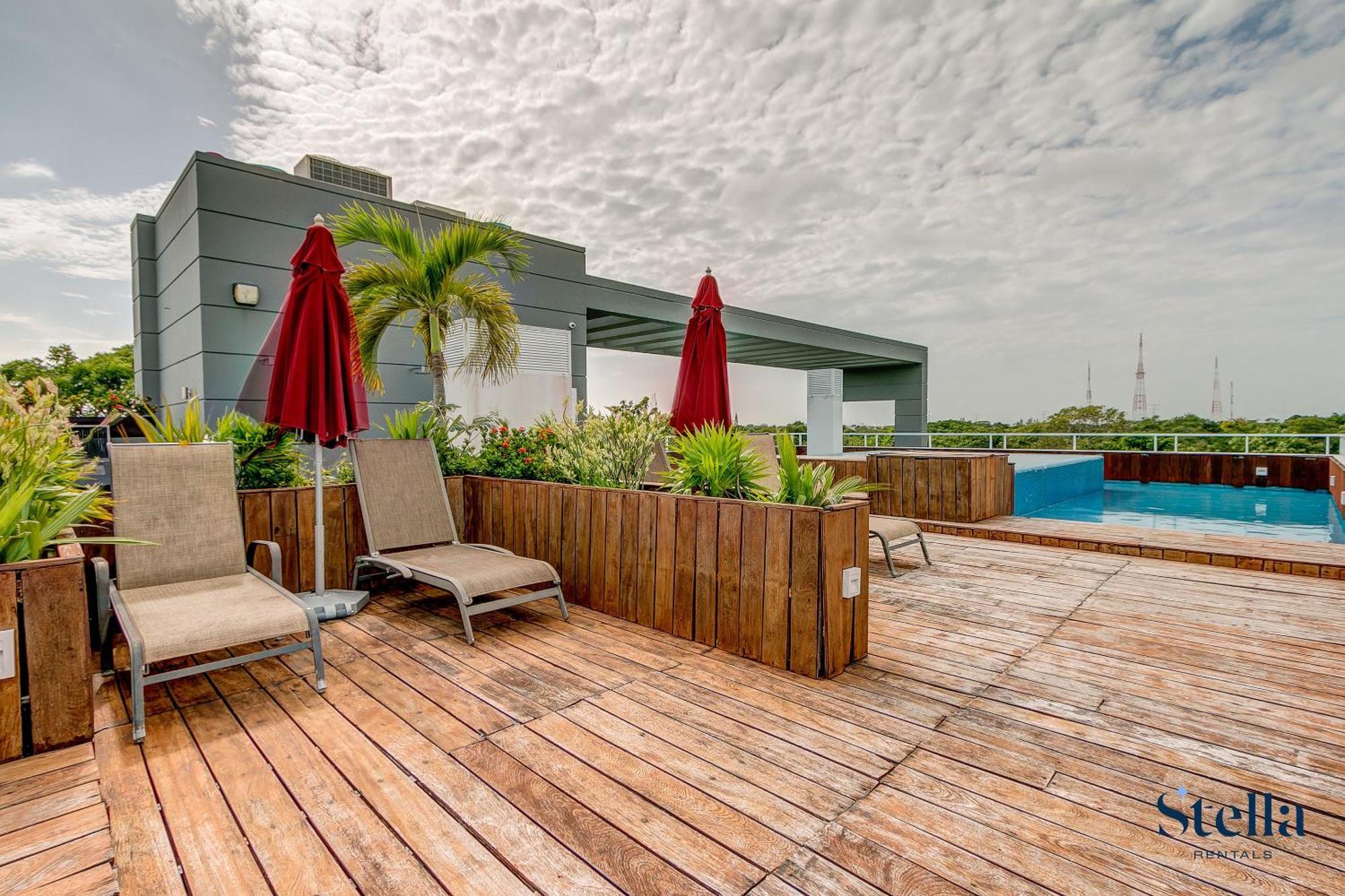Apartment Golfers' Paradise At Nick Price Residences!
