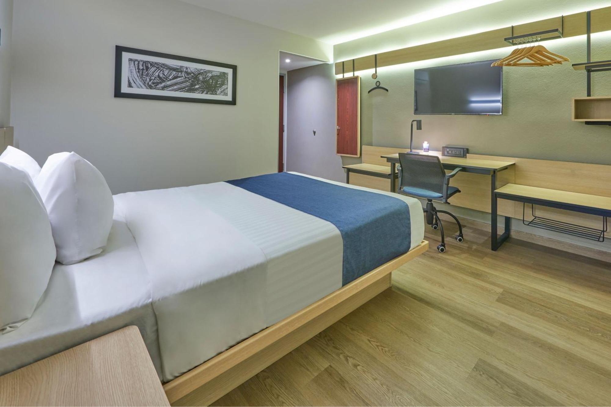 Hotel Express By Marriott Playa del Carmen