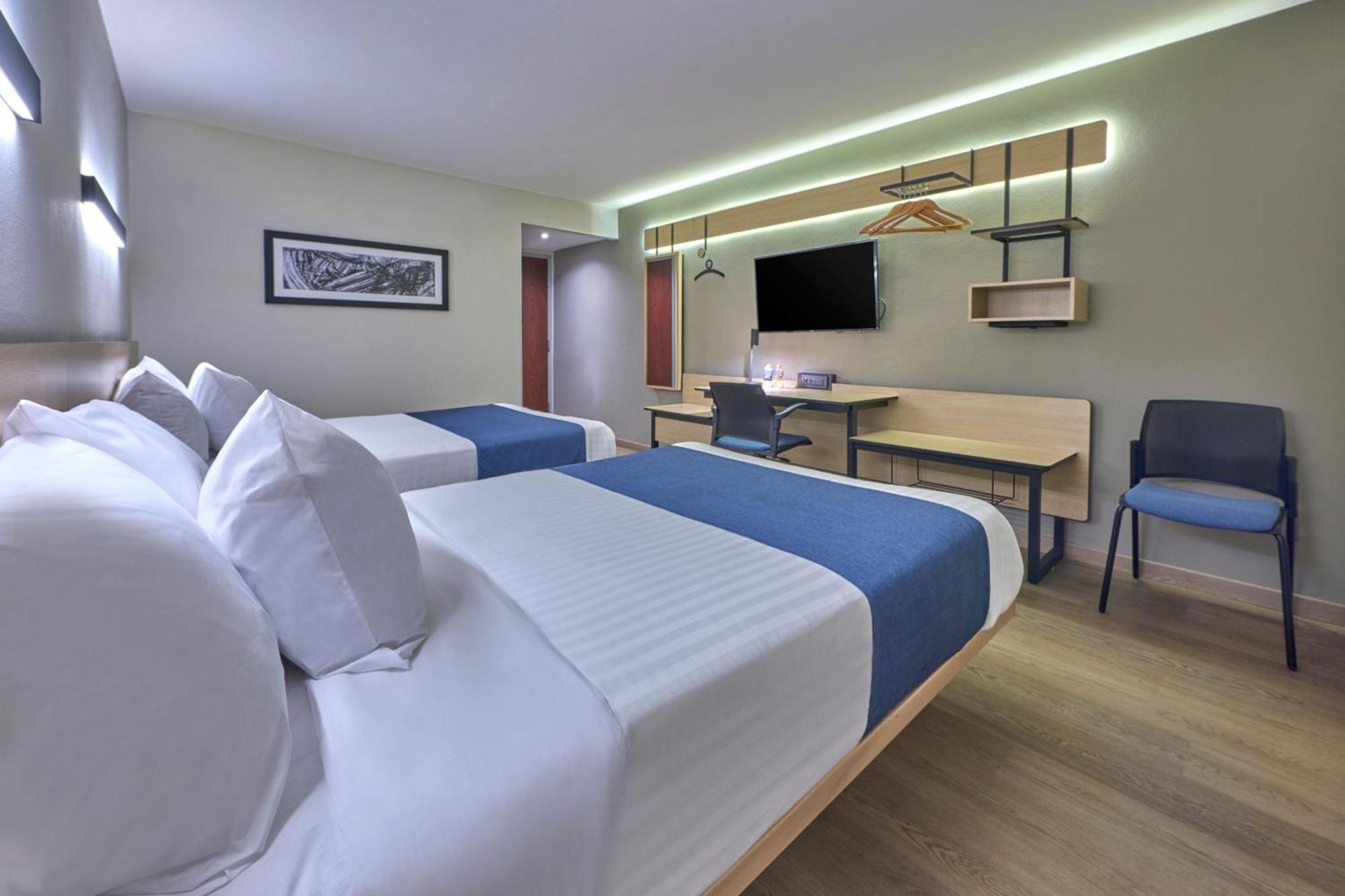 Hotel Express By Marriott Playa del Carmen