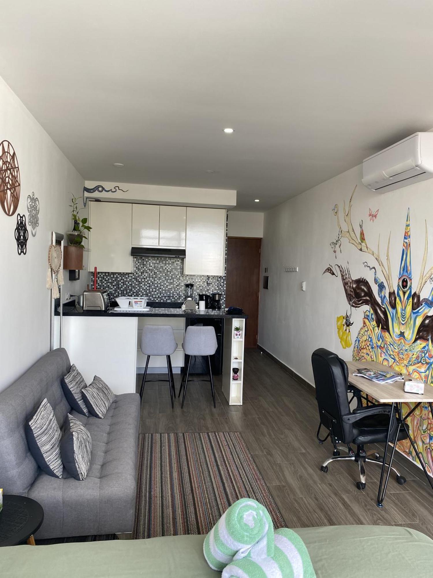 Apartment Precious W/ Working Station *