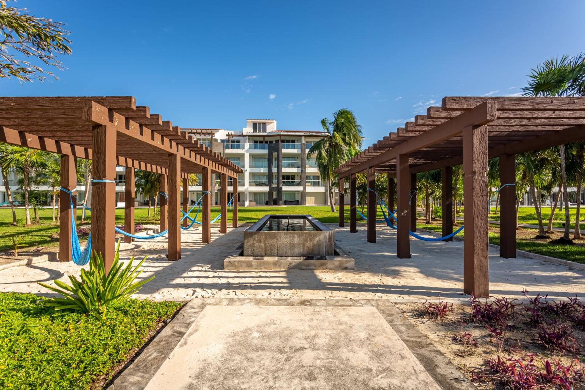 Apartment Casa Perlas New !! At Mareazul Playa del Carmen
