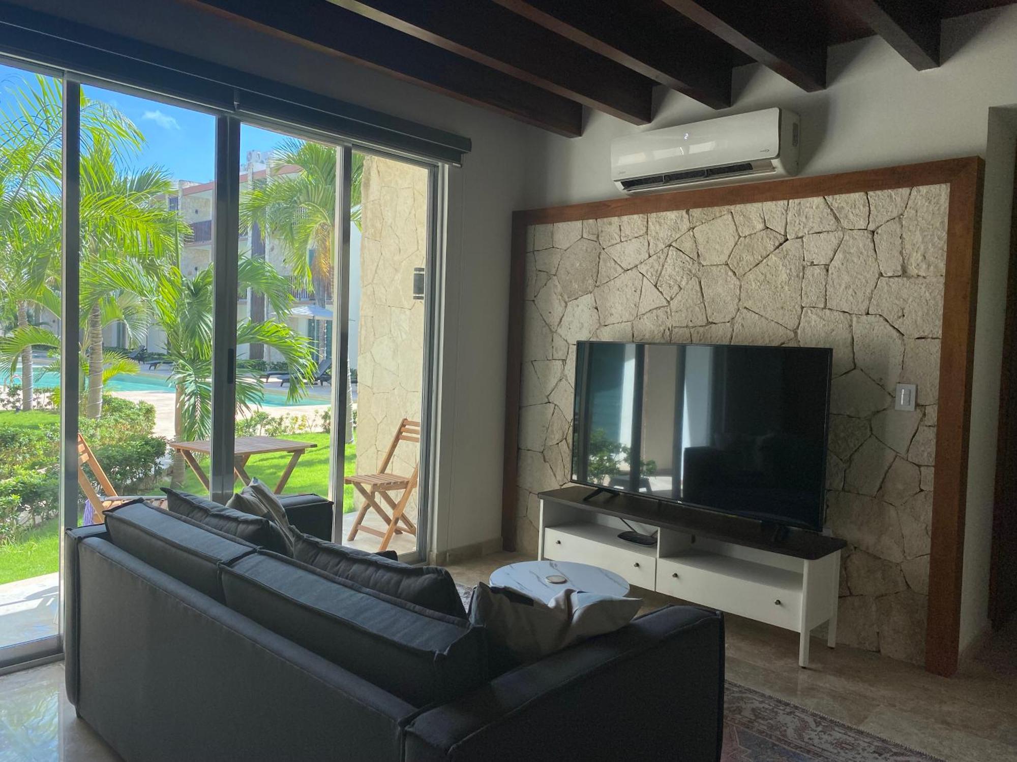 Cozy Poolside Apartamento *
