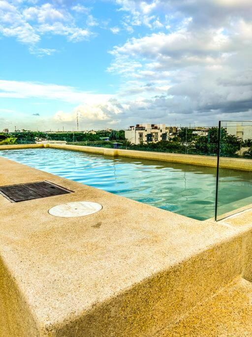 Loft Riviera Pool/ Parking/good Ubication. Playa del Carmen