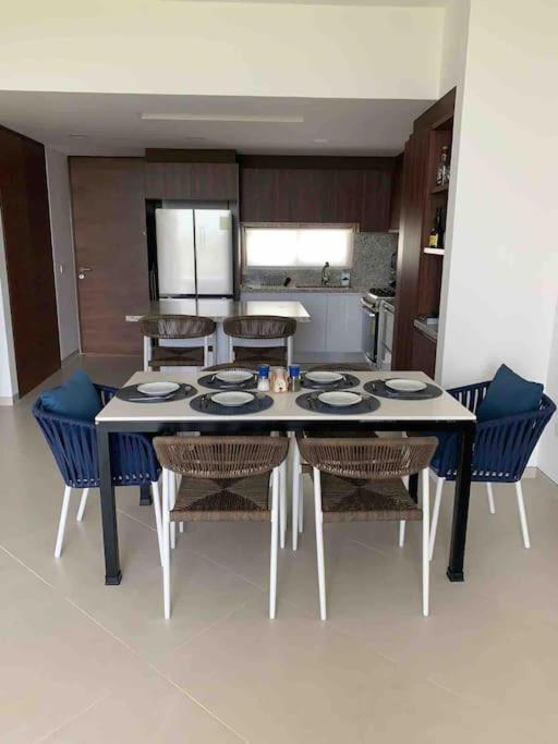Lujoso Departamento Con Roof Privado Playa del Carmen