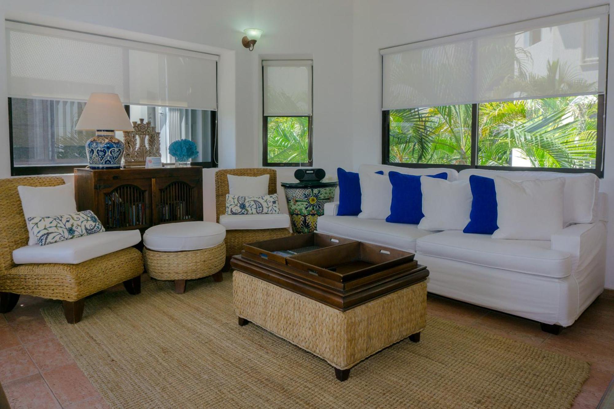 Royal Palms By Bvr *