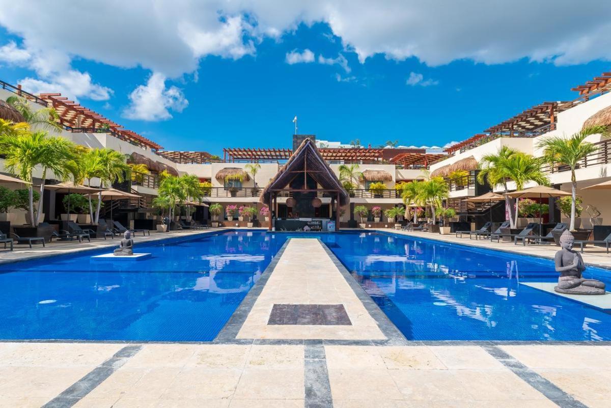 Aldea Thai Ocean Luxury Residences Apartment