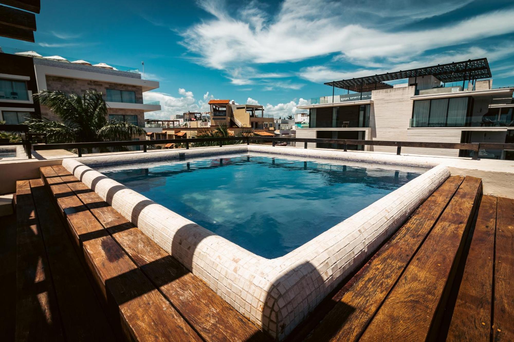 Aldea Thai Ocean Luxury Residences Apartment