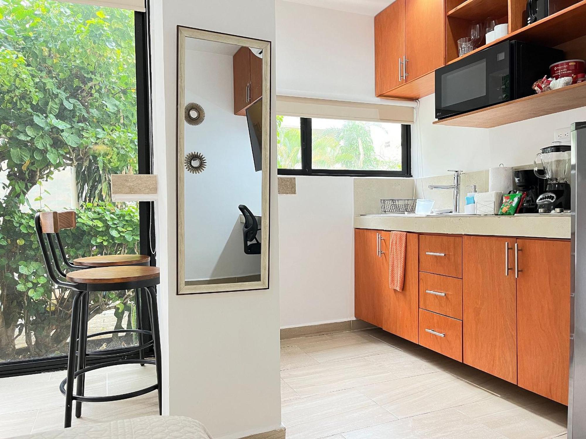 Homely And Comfortable 3 Blocks To 5th Av Apartment