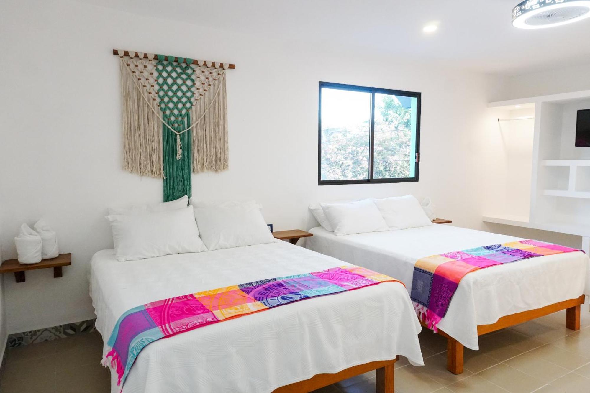 Linda Vecindad Hotel Playa del Carmen