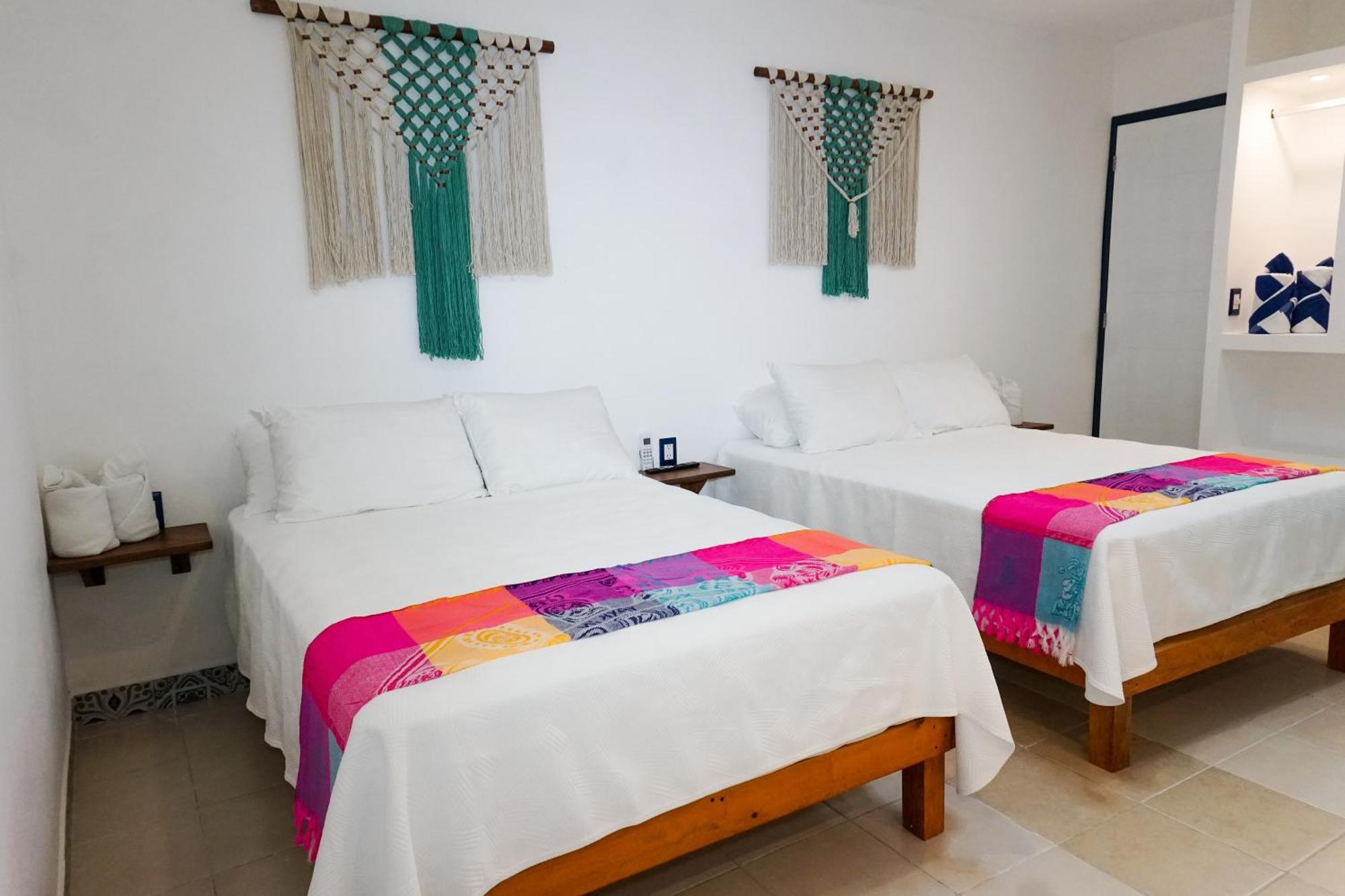 Linda Vecindad Hotel Playa del Carmen