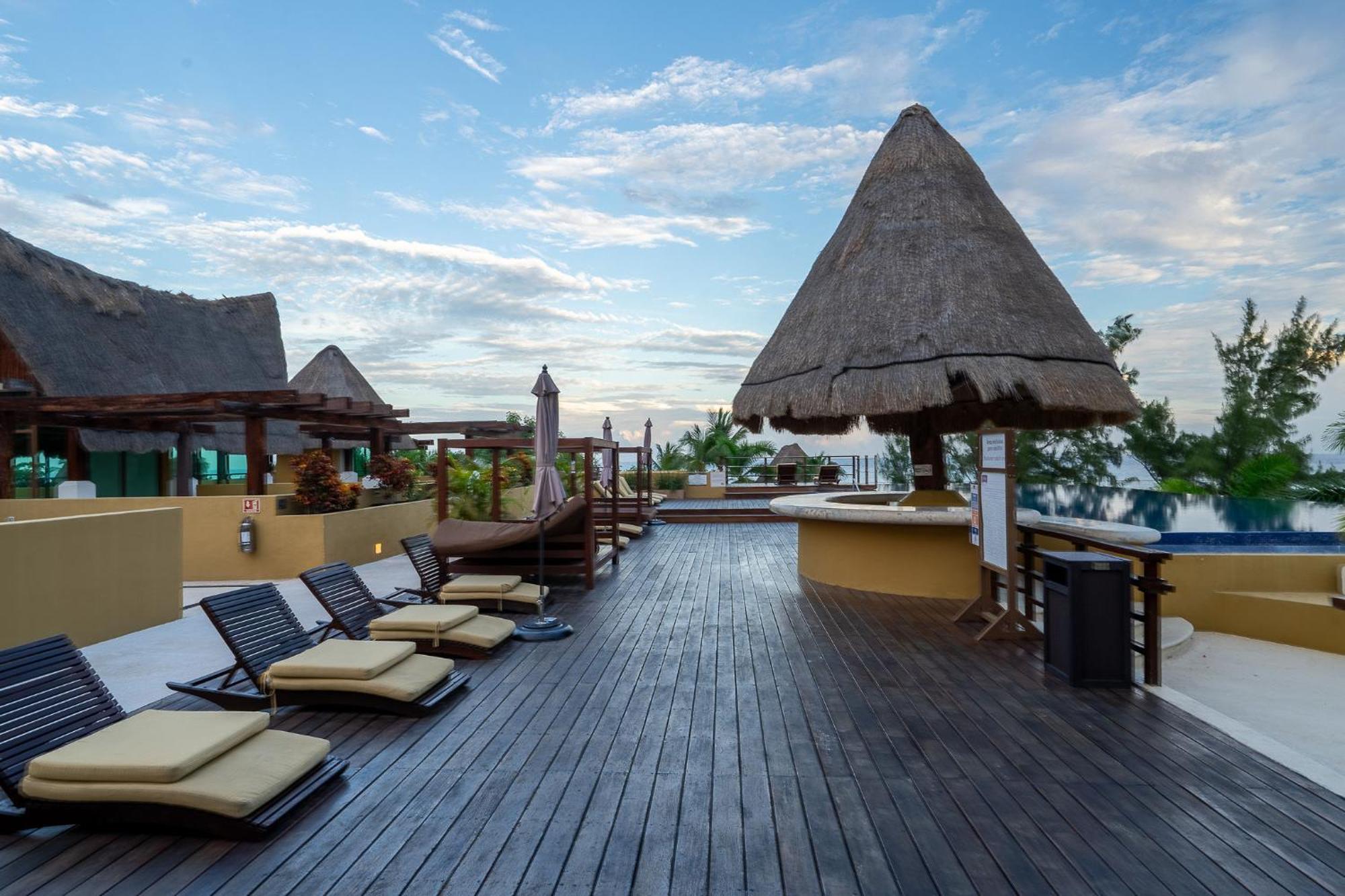 Pueblito Escondido By Hola And Land