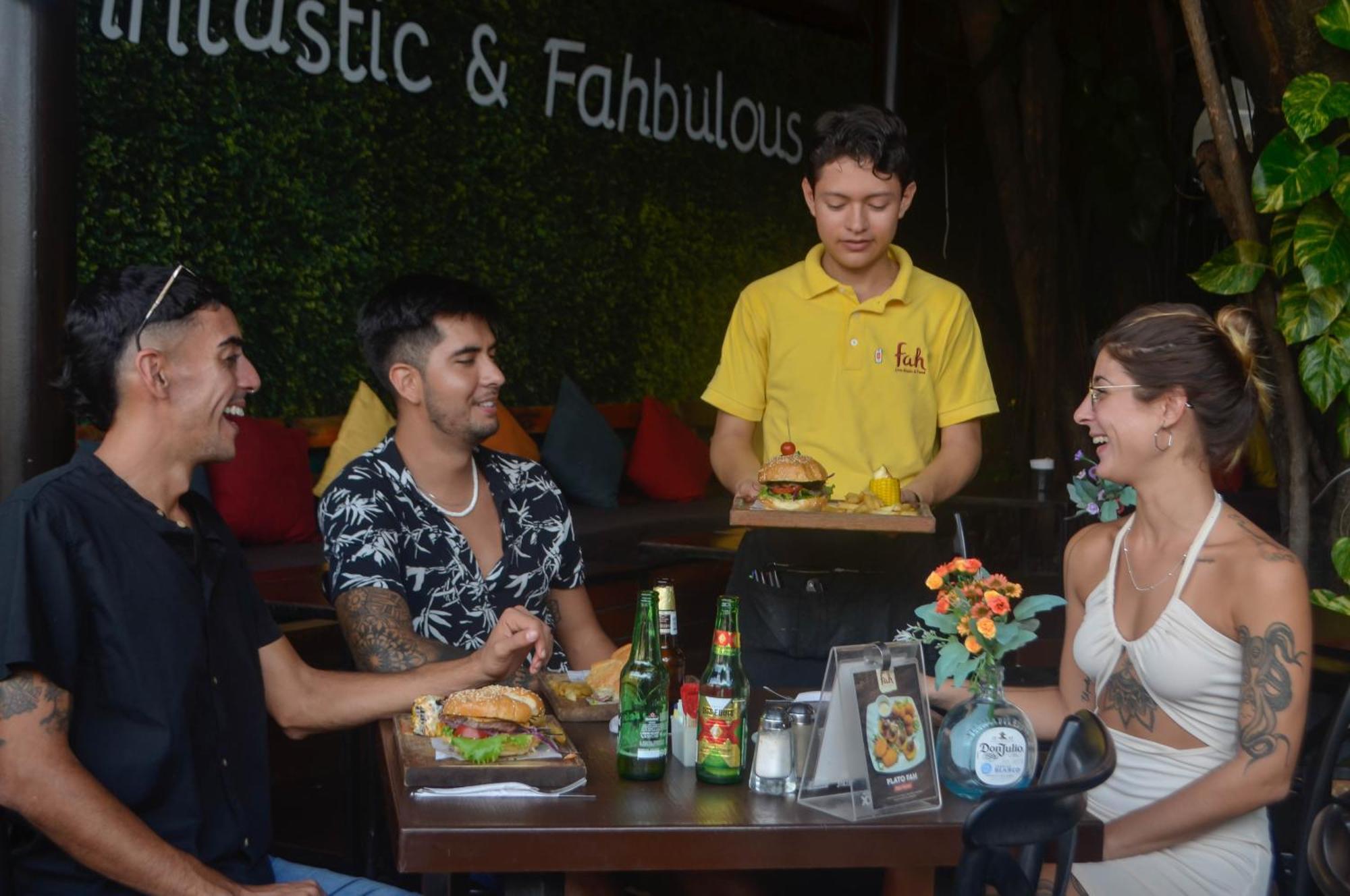 Siesta Fiesta Adults Only - 5th Avenue Hotel 2*