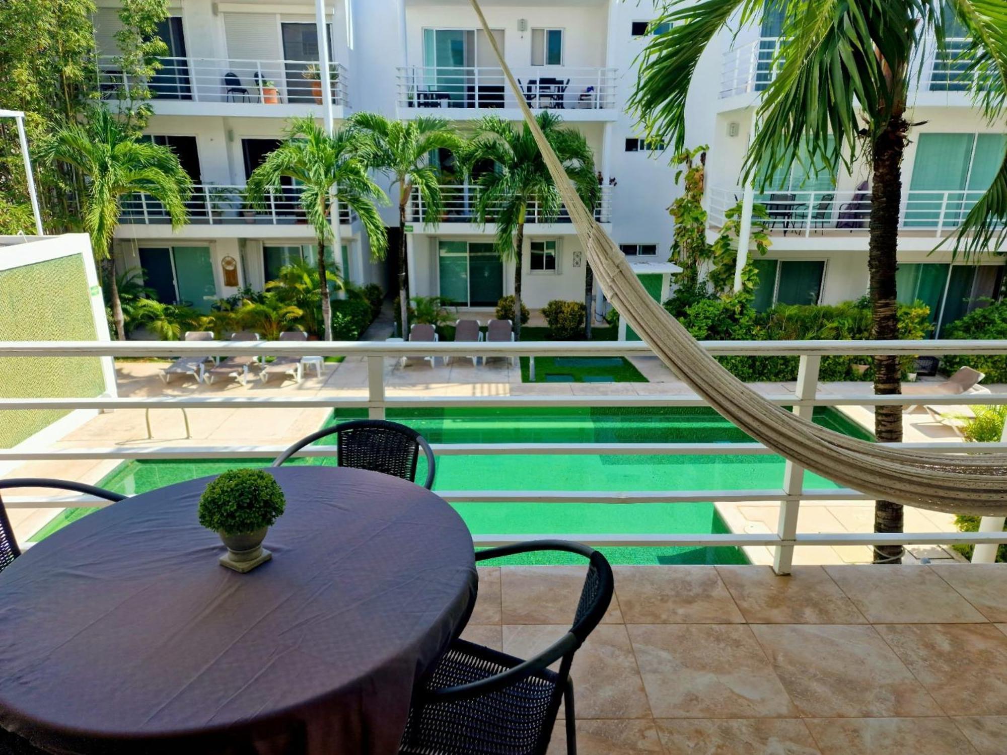 Poolside Tranquil In * Playa del Carmen