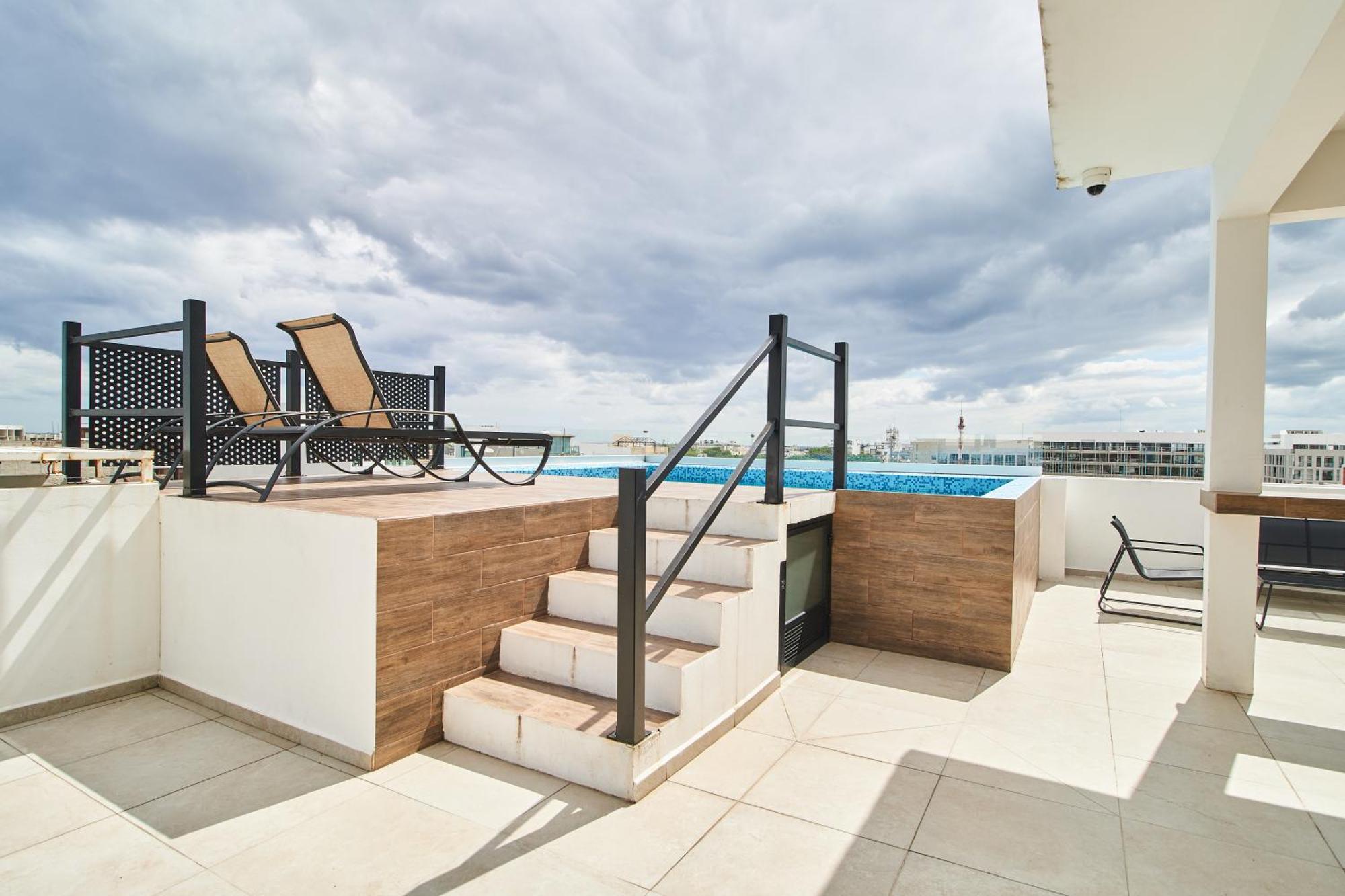 Apartahotel Torre 42 By Lockey Playa del Carmen