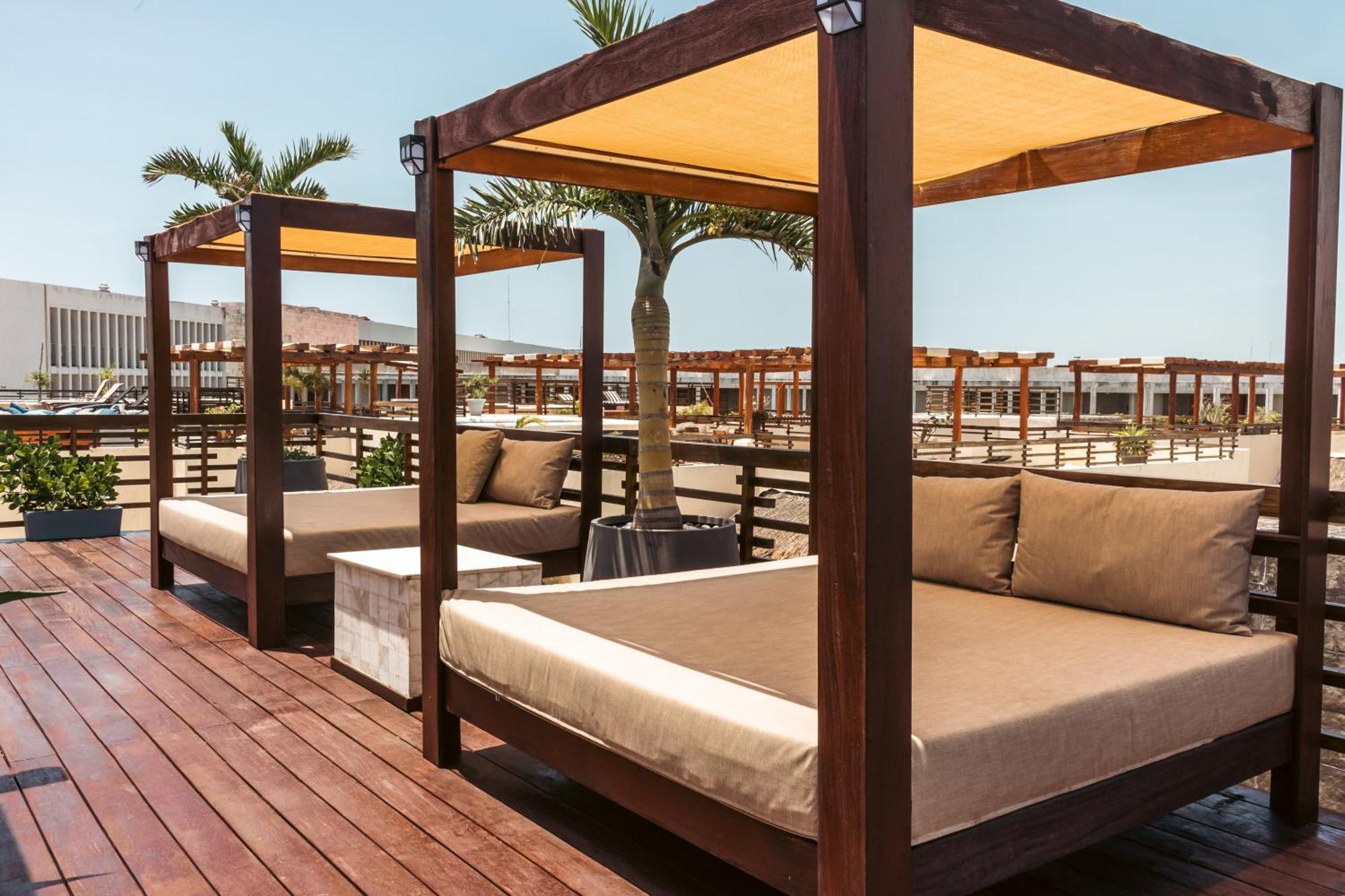 Aldea Thai Ocean Luxury Residences Apartment