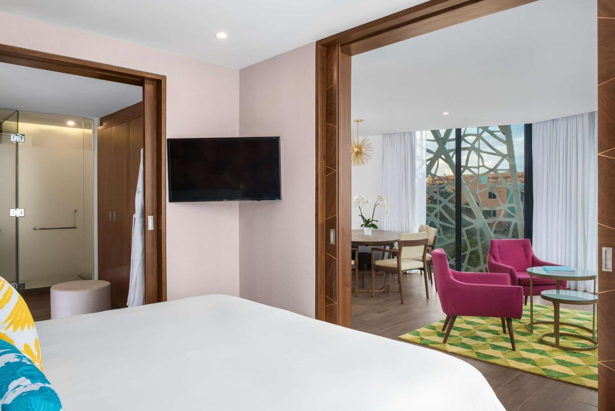 Hotel The Fives Downtown & Residences, Curio Collection By Hilton Playa del Carmen