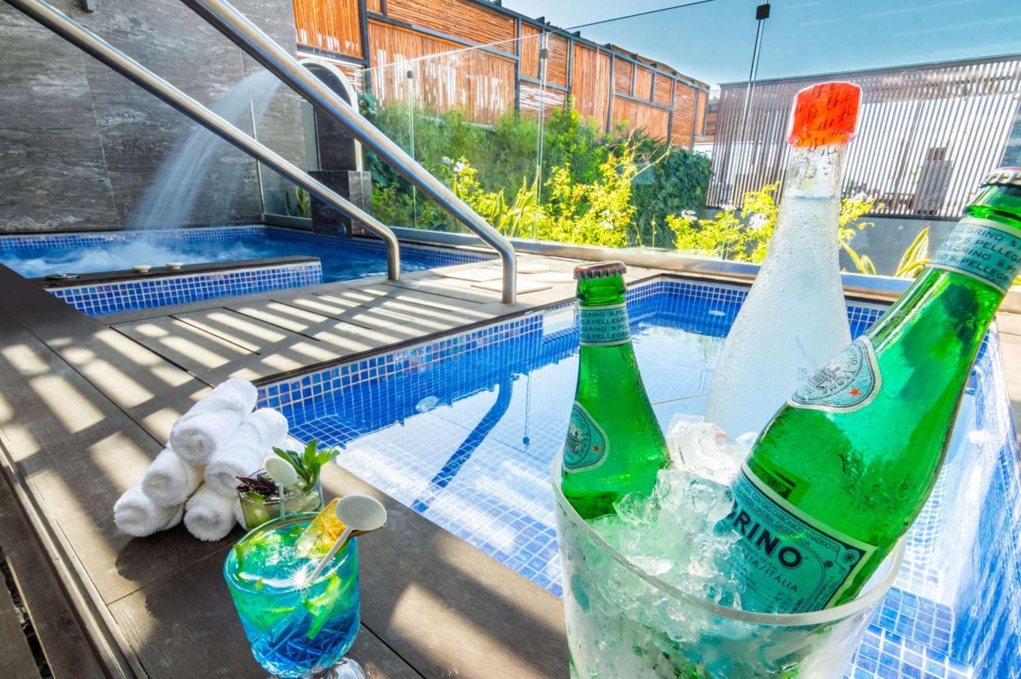 The Fives Downtown & Residences, Curio Collection By Hilton 4*