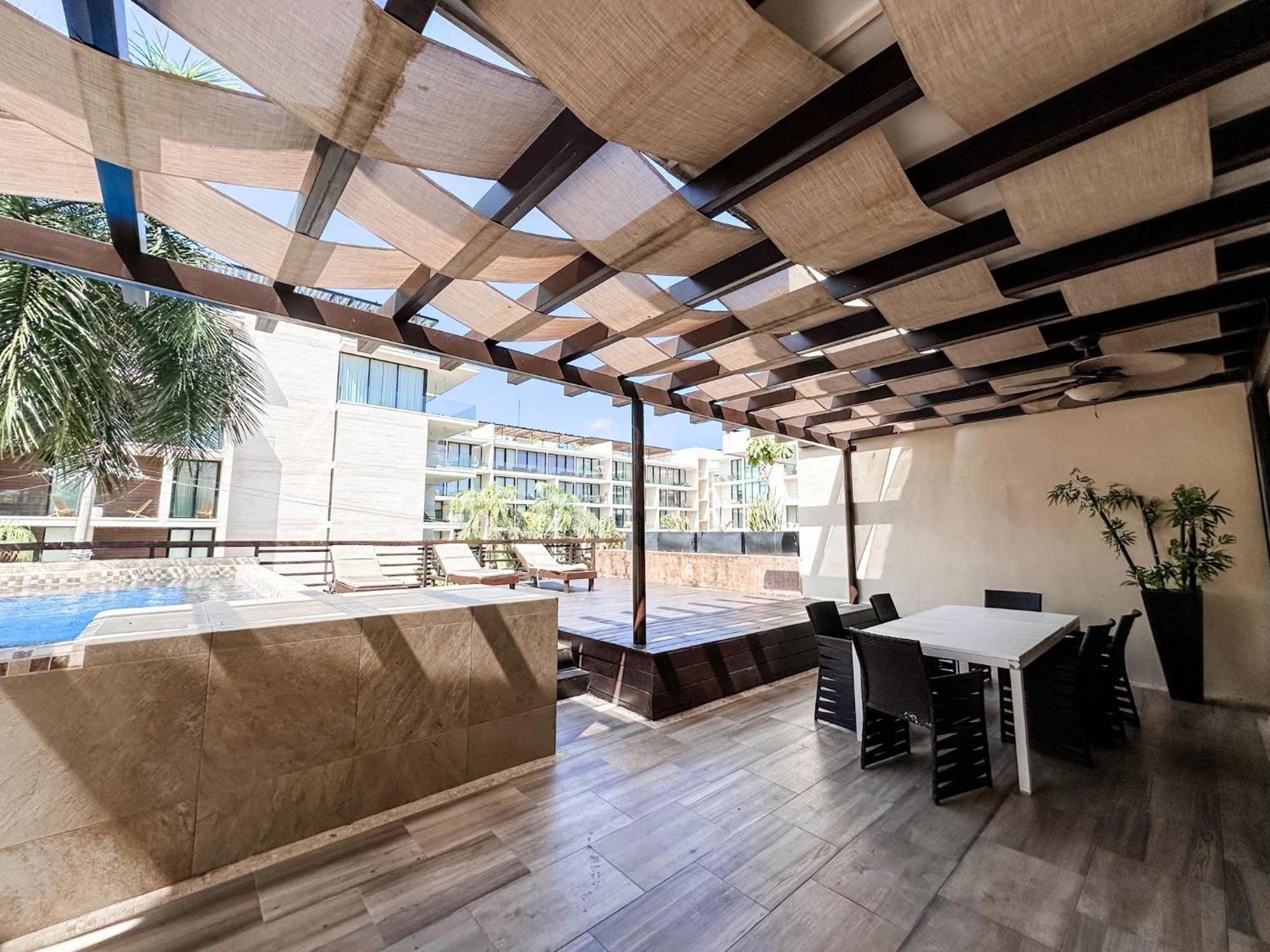 Atb33 Amazing With Enormous Terrace & Privatepool