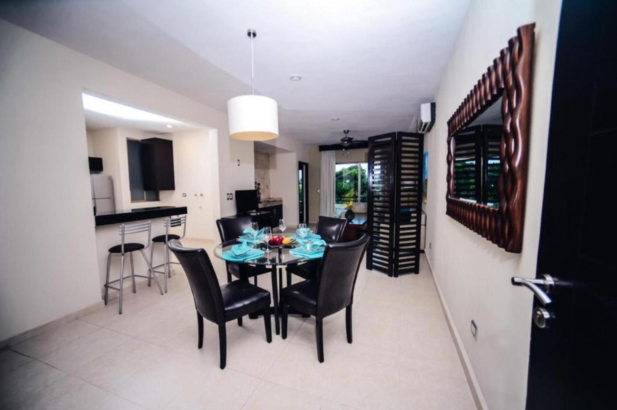 Encanto Riviera Aparthotel