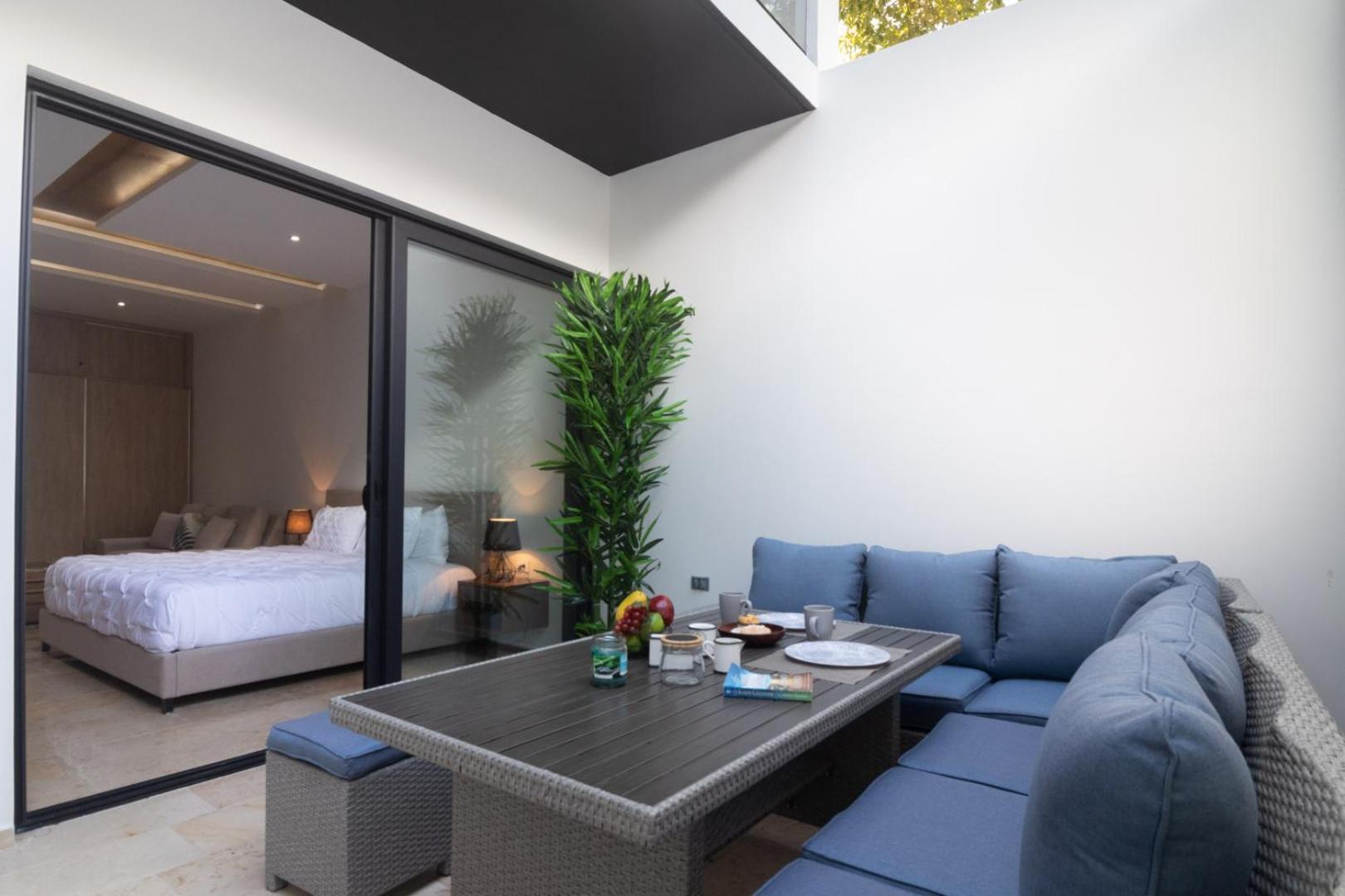 Lil Town Apartment *