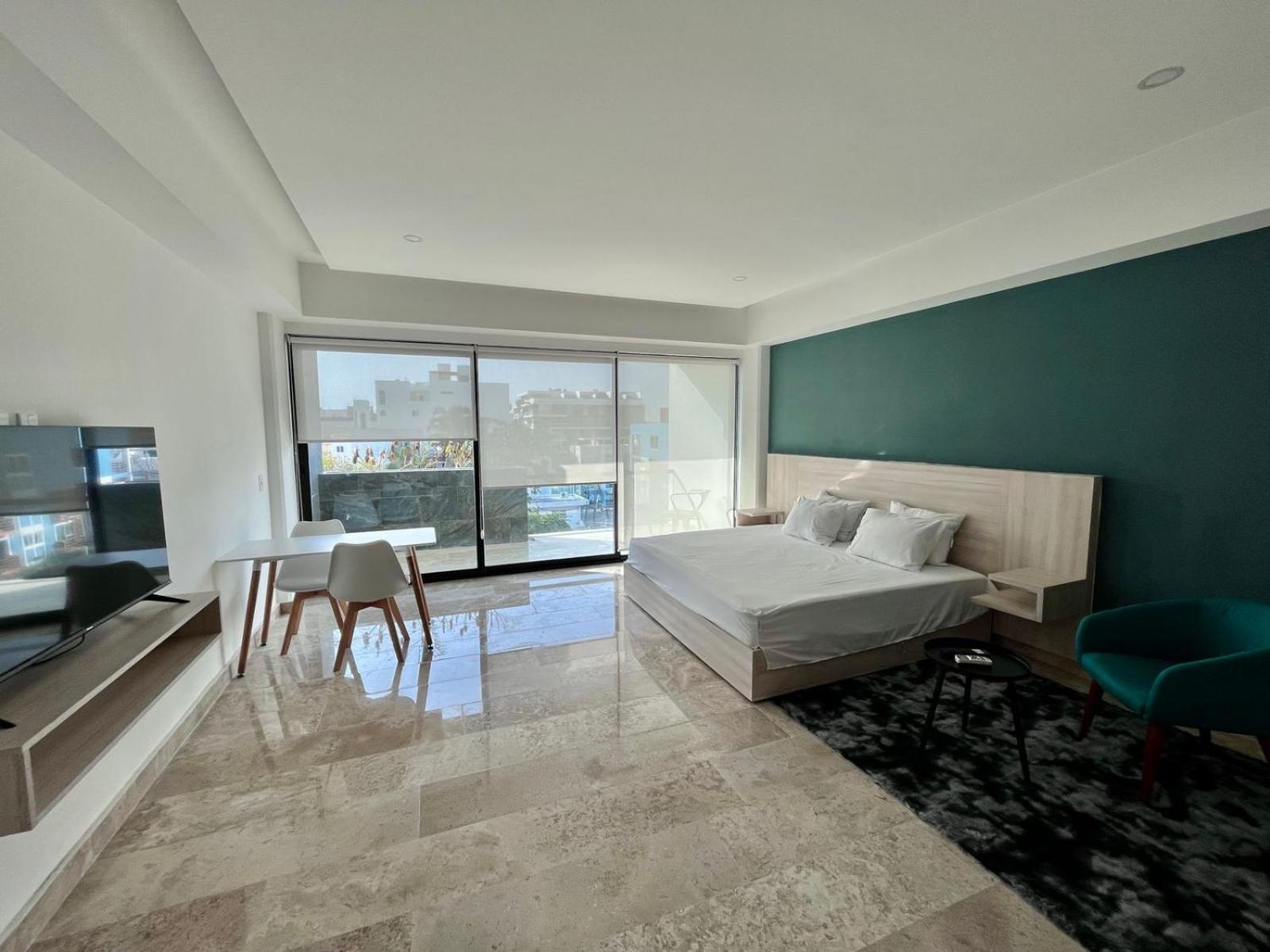 1 Bd Location! Gym, Pool Apartment Playa del Carmen