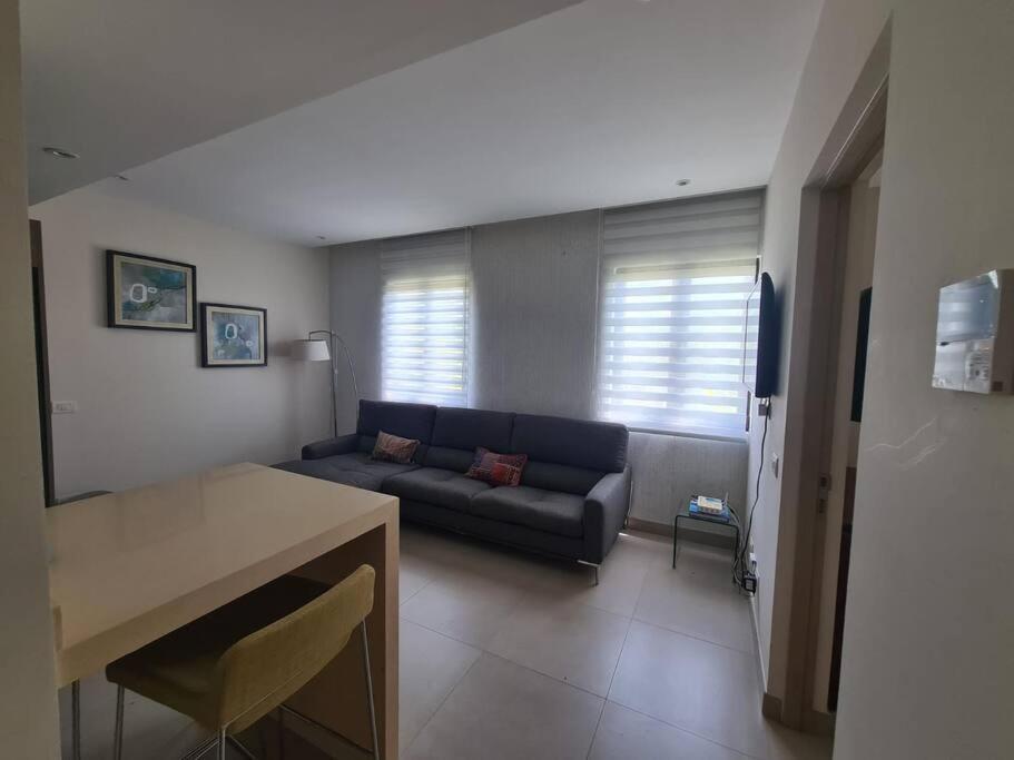 Quiet 1br-epic Pools-near Apartment