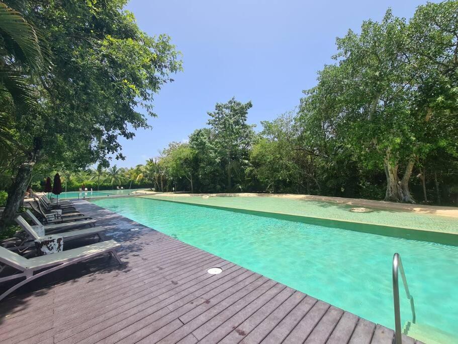 Apartment Quiet 1br-epic Pools-near *