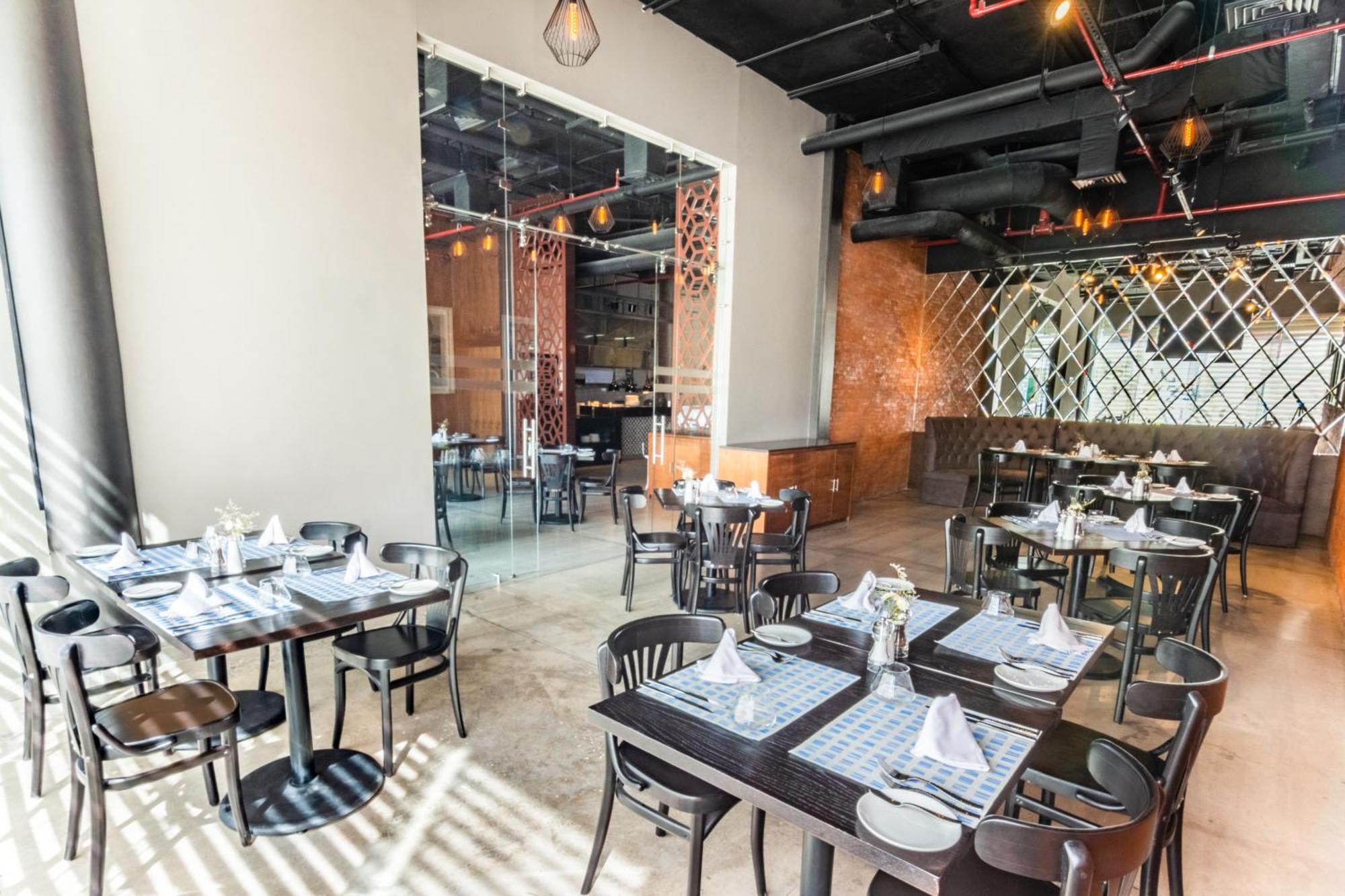 The Fives Downtown & Residences, Curio Collection By Hilton 4*
