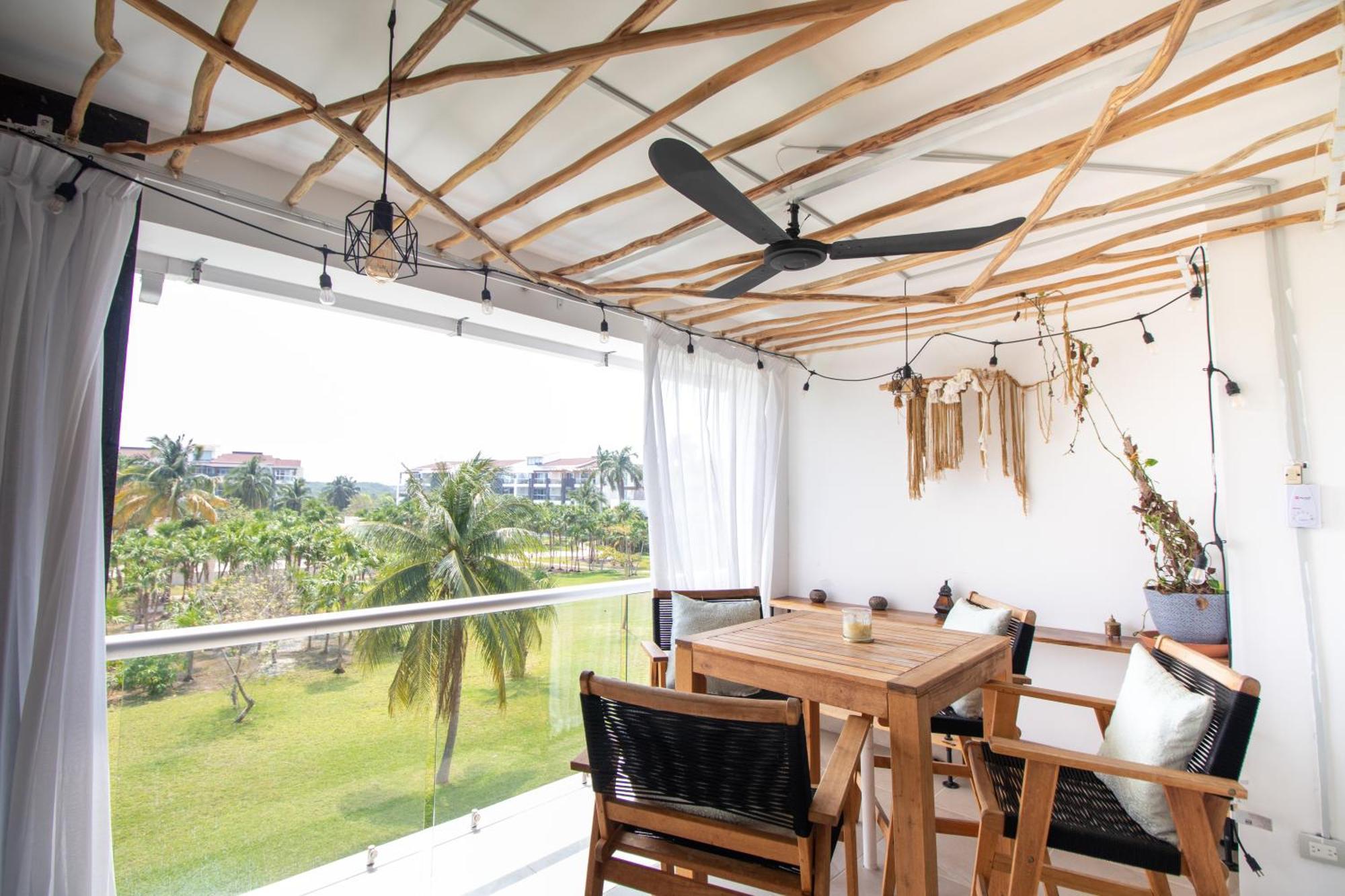 Luxury Beachfront At Mareazul Apartment *