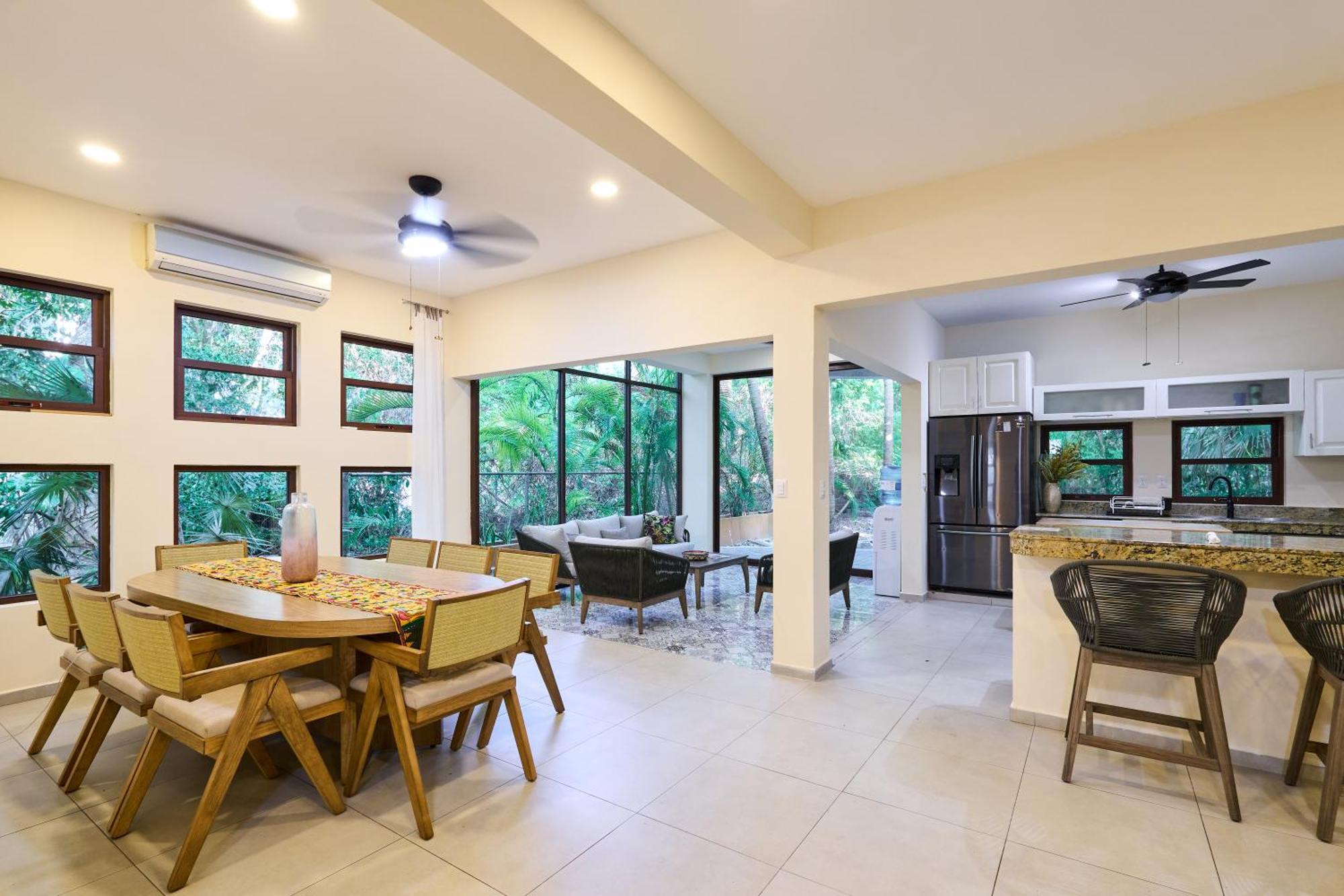 Spacious And Stylish Vacation For 8 With Private Pool And Large Terrace Holiday home Playa del Carmen