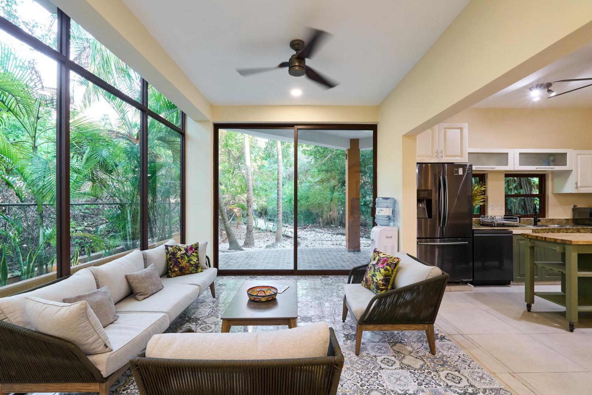 Spacious And Stylish Vacation For 8 With Private Pool And Large Terrace Holiday home Playa del Carmen