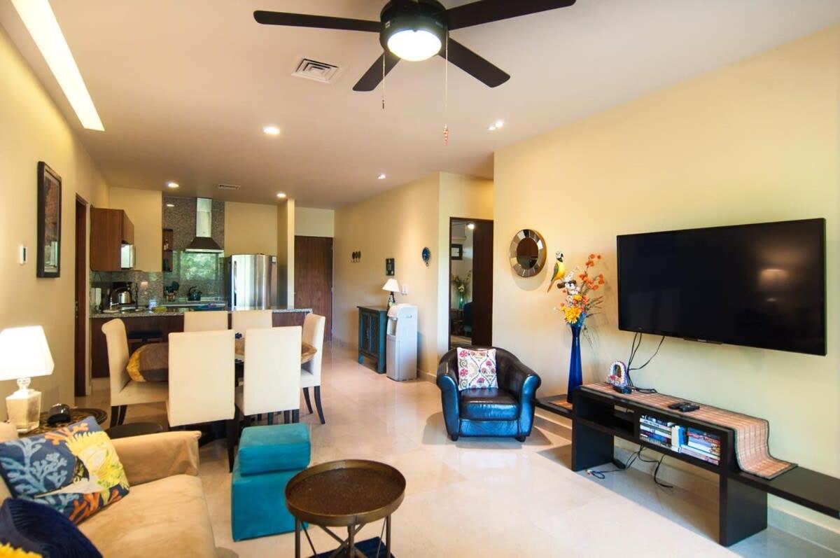Happy Vibes Getaway With Stellar Oceanview Roof Pool! Holiday home Playa del Carmen