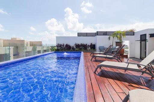 Icono Luxury Ph By Guys Apartment *
