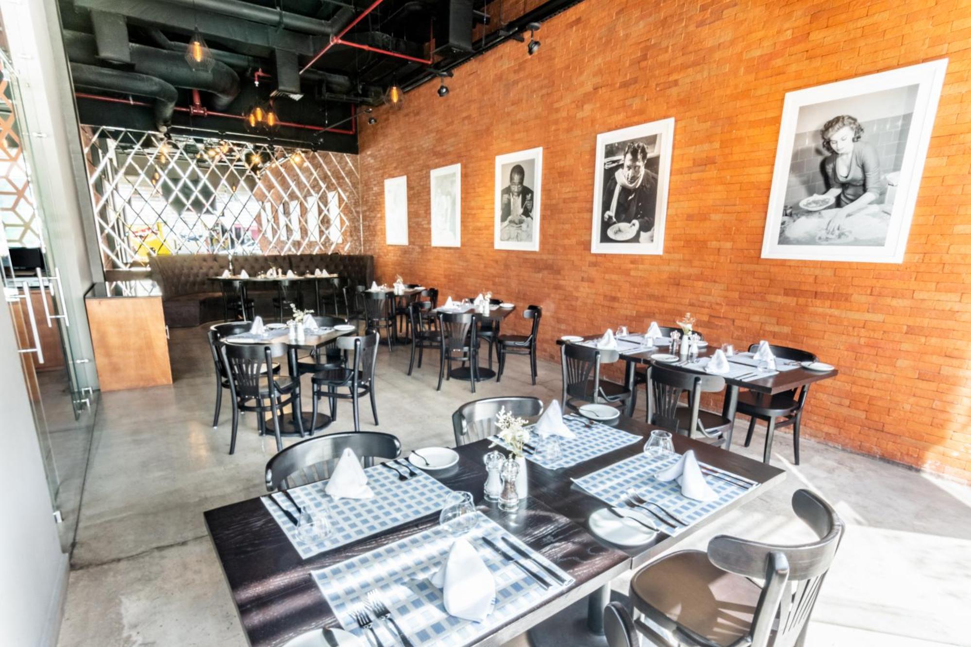 The Fives Downtown & Residences, Curio Collection By Hilton 4*