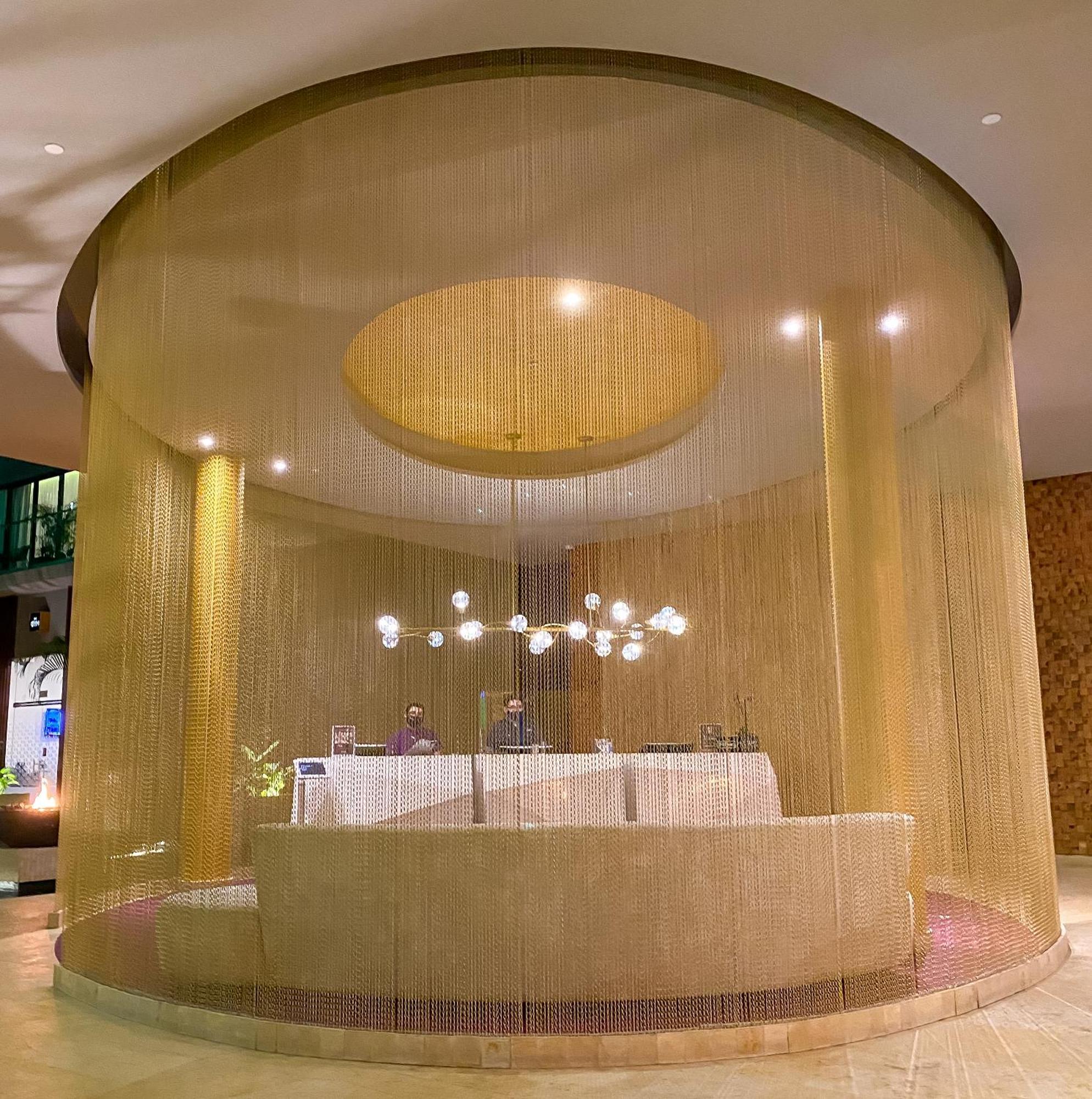 The Fives Downtown & Residences, Curio Collection By Hilton 4*