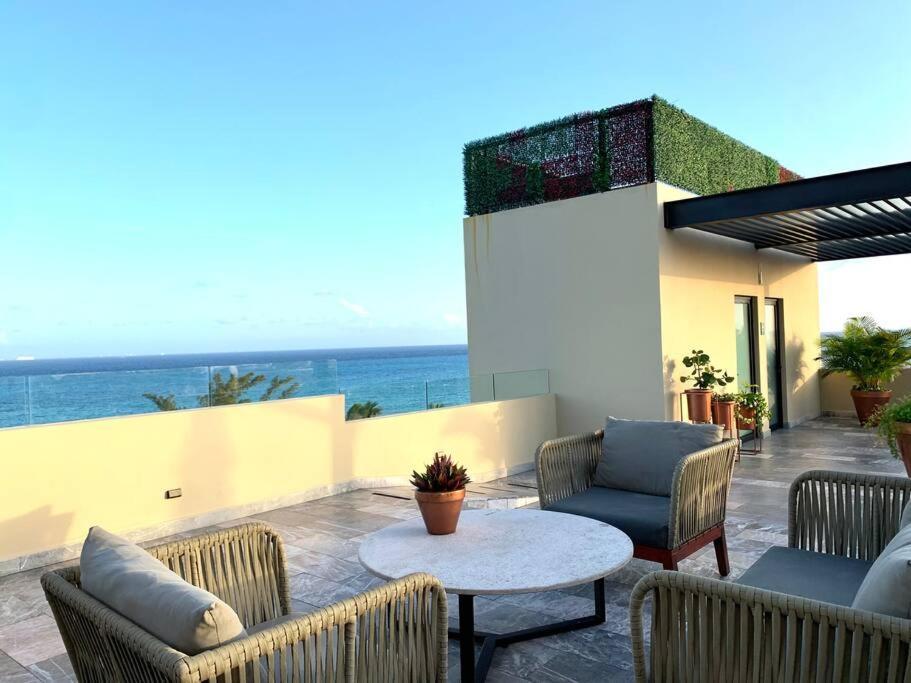 Apartment “singular Joy” Amazing Location And Roof Playa del Carmen