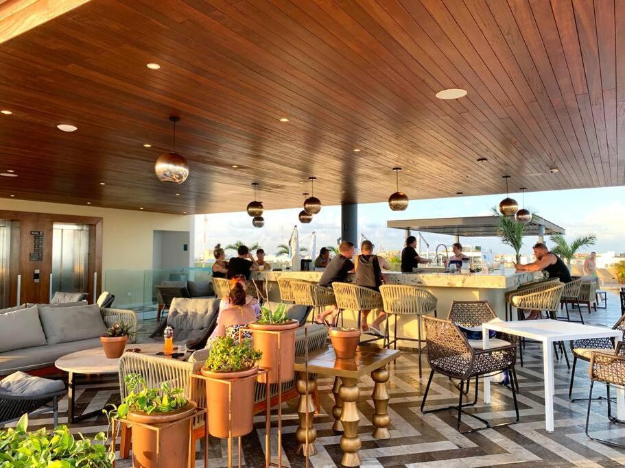 “singular Joy” Amazing Location And Roof Apartment Playa del Carmen