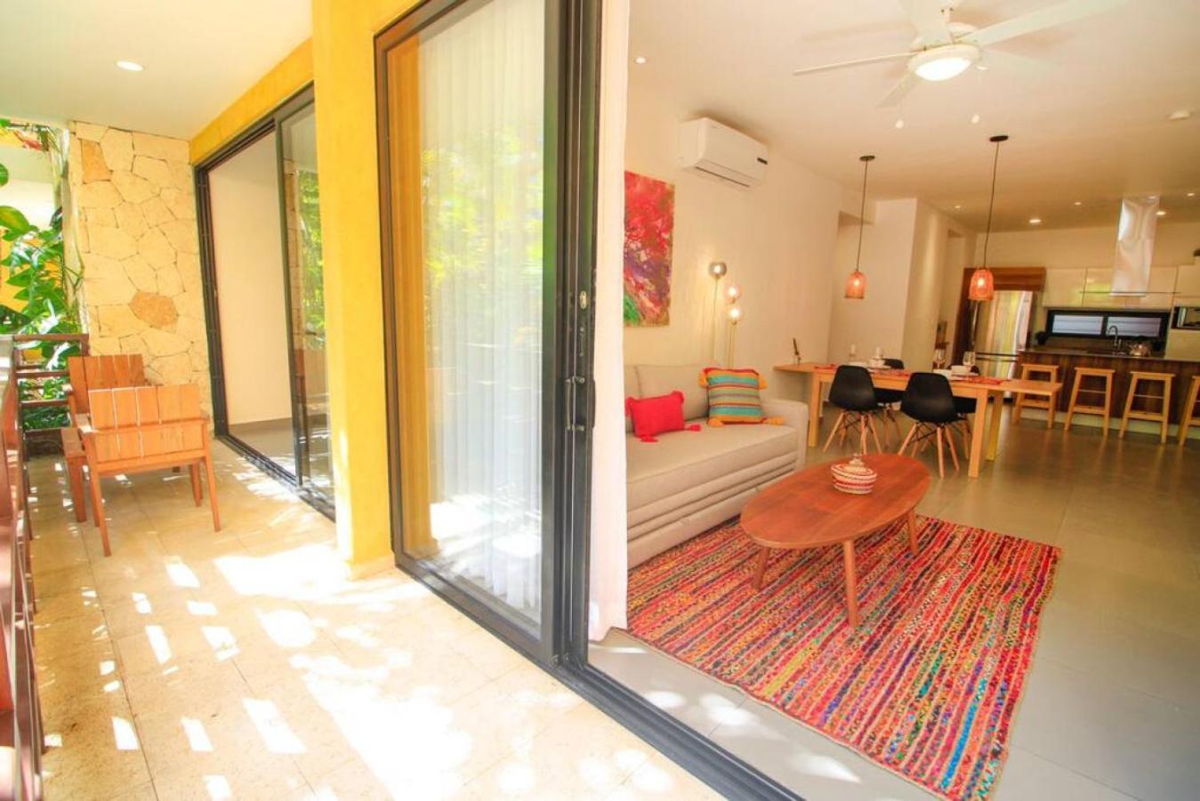 Apartment Great 2br Downtown With Pool Bbq Gym Kids Area *