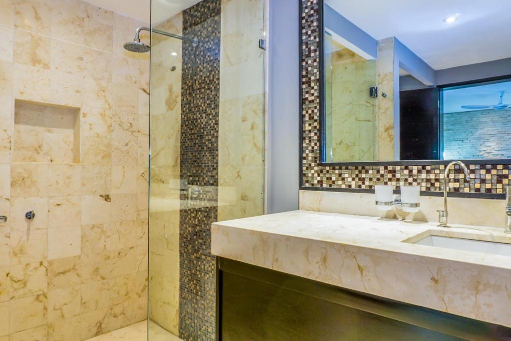 Apartment Elements Penthouse 24