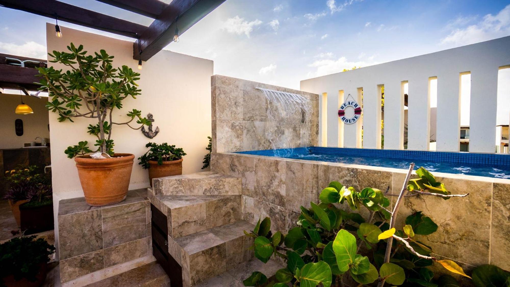 Elements Penthouse 1