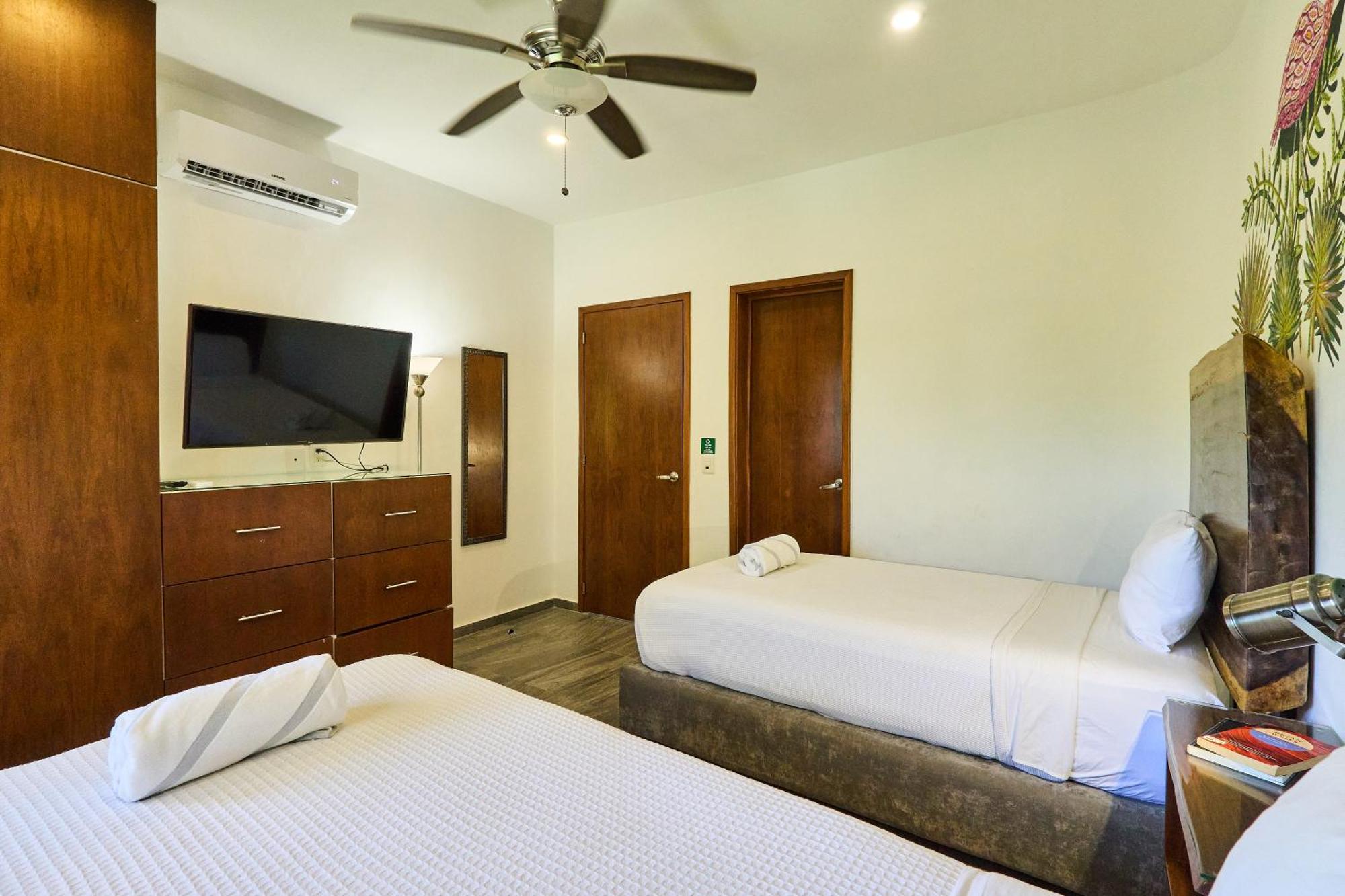 Stunning Mansion 6br With Artificial Cenote And Private Pool With Ocean View Playa del Carmen