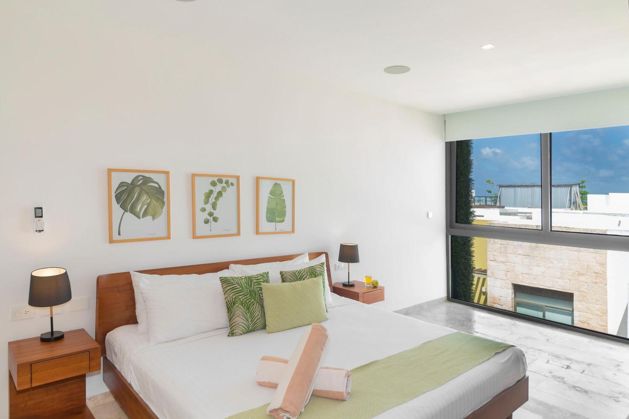 Apartment Luxurious & Attractive 2 Bdr Playa del Carmen