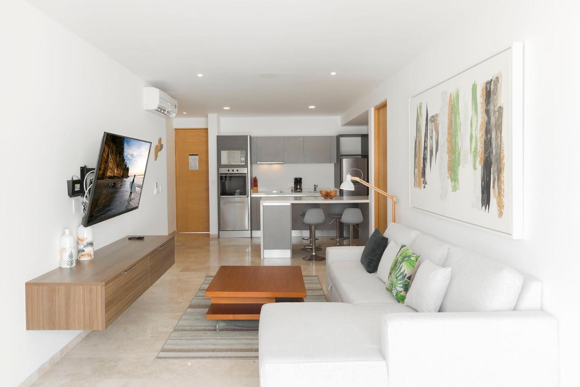 Luxurious & Attractive 2 Bdr Playa del Carmen