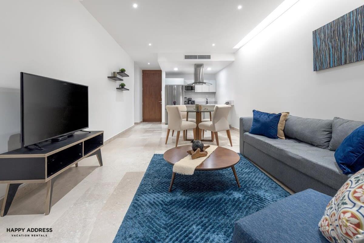 Trendy 1 Bedroom In Cruz Con Mar Brand New Building * Playa del Carmen