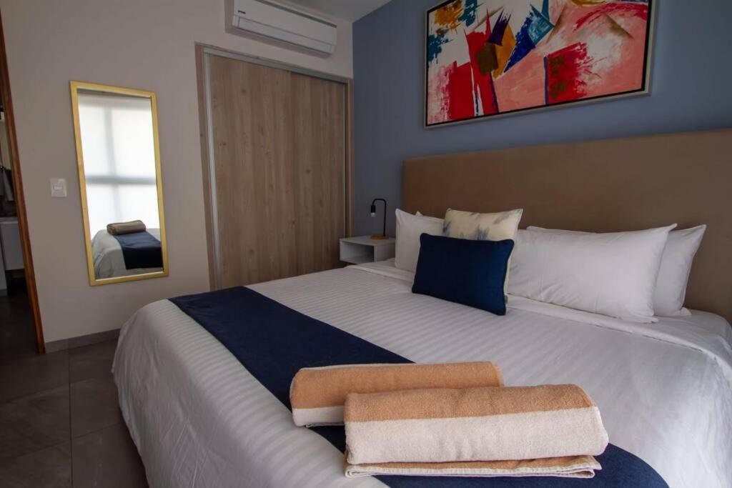 Luxury 1br Kitchen Ac Gym Pool Cine 100mb
