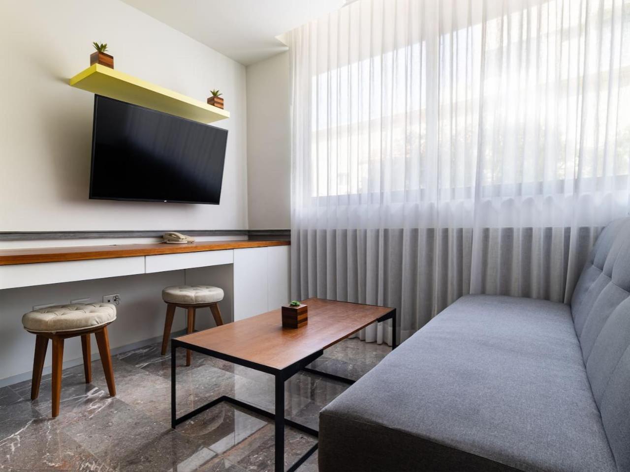 Apartment Excellent Location 1br Downtown, 1min Playa del Carmen