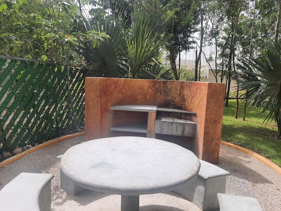 Casa De 3 Todas Con Bano Propio, 3 Y Medio Banos En Toal, Alberca, Cupo Hasta 12 Personas Vakantiehuis