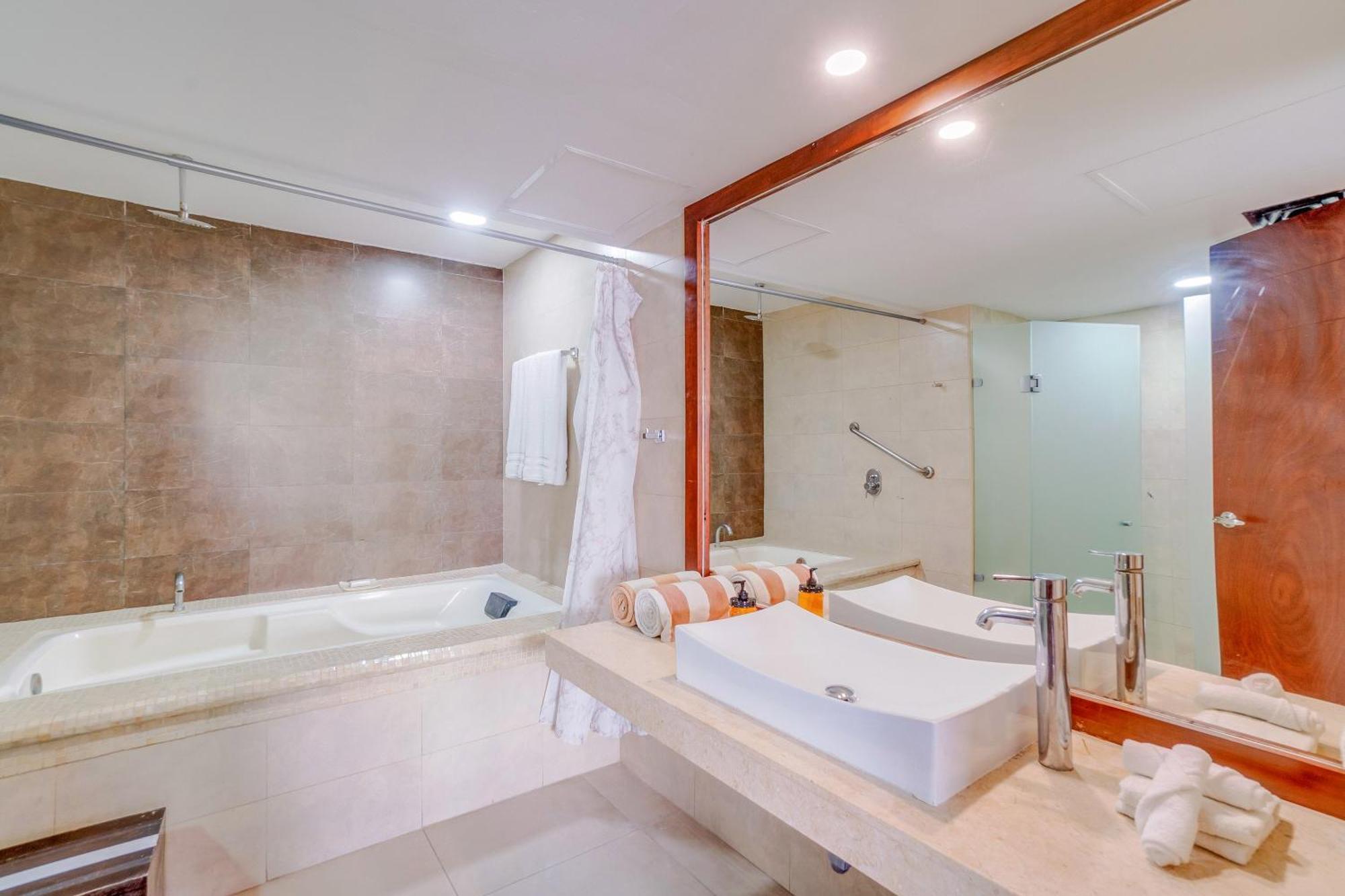 Aldea Thai Tropical Oasis Steps To The Holiday home Playa del Carmen