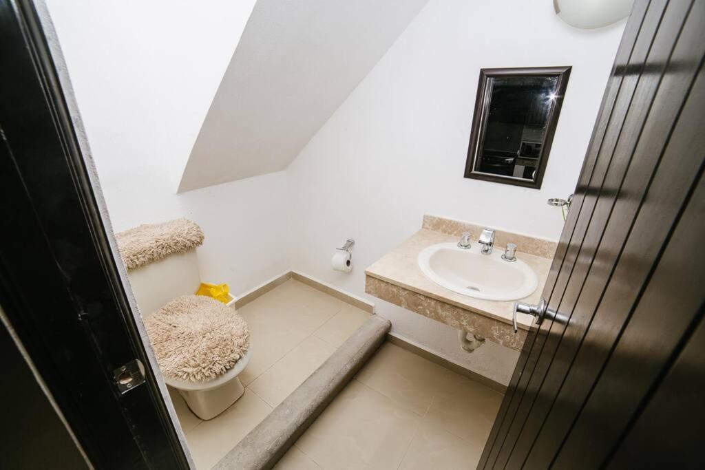 2br Apart Steps From Mamitas Beach And 5th Av