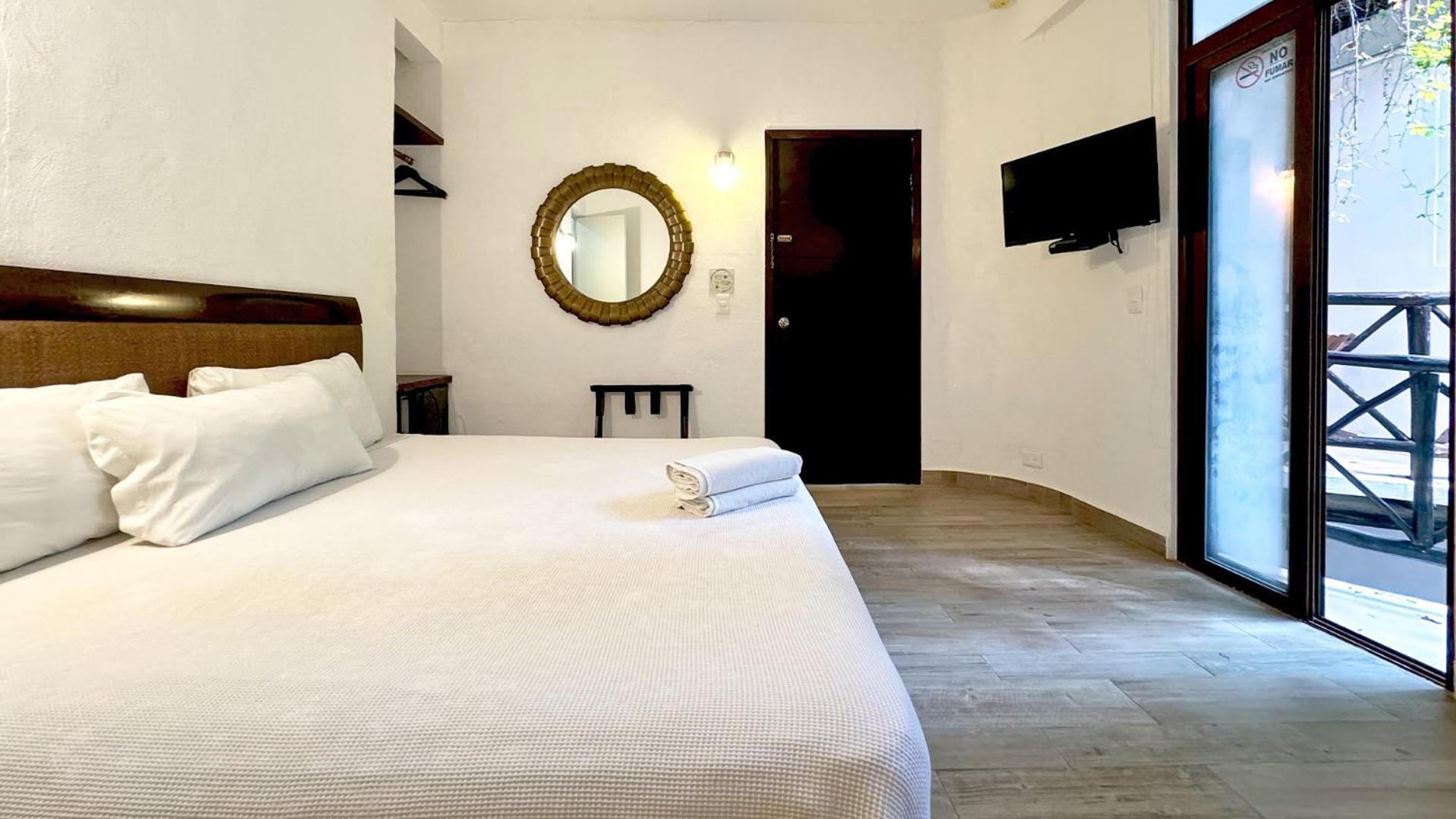 Siesta Fiesta Adults Only - 5th Avenue 2* Playa del Carmen